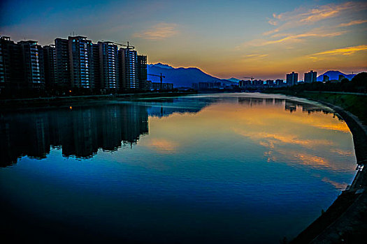 làm đại lý rikvip
